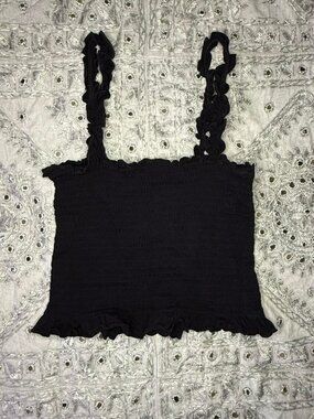 smocked cropped black bozzolo tank top, good flattering basic